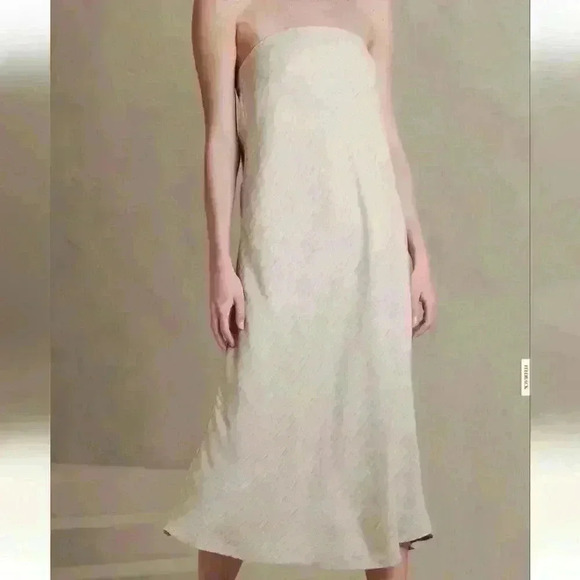 BANANA REPUBLIC LINEN-BLEND TUBE MAXI DRESS - Picture 4 of 8